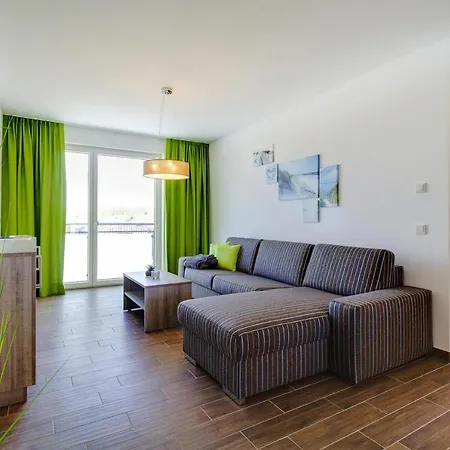Holiday Flat Im Lagovida Am Stormthaler See - Dls01100e-p 大珀斯纳